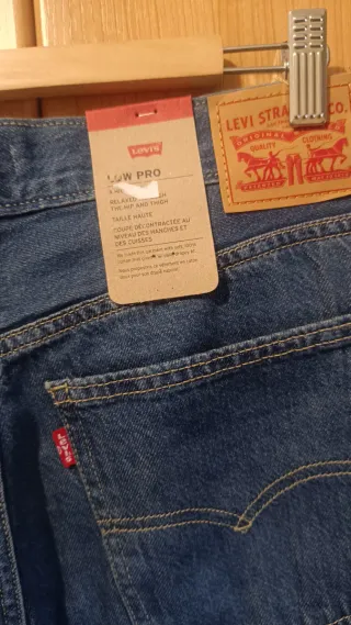 Pantalón vaquero Levi's Low Pro azul