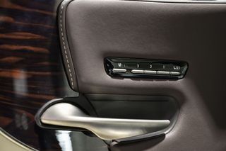 Lexus LS   500h Luxury Art Wood LWhite