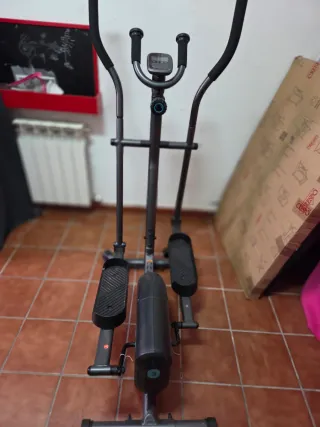 BICICLETA ELÍPTICA COMO NUEVA