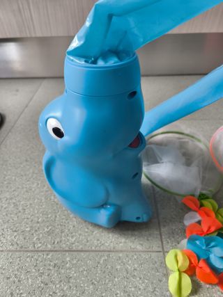 Elefante Juguete Sopla Mariposas