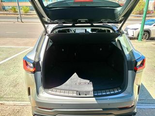 Lexus NX 350h Premium 2WD