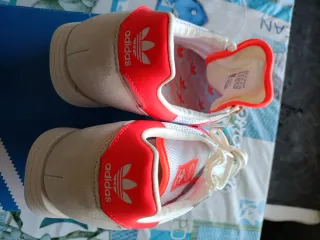 Adidas SL 80 Talla 42 Nuevas