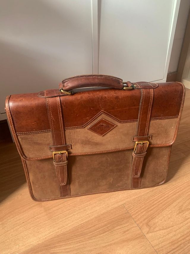 Maletín de piel Fossil marrón