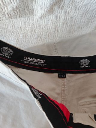 Pantalón cargo Pull&Bear beige Talla M anchos bols