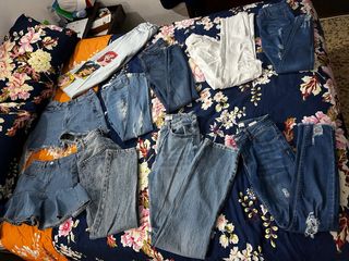 Vendo vaqueros y Blusas