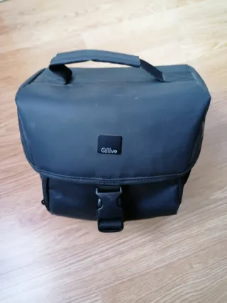 Cámara Canon Digital  2 baterías, cargador,cable.