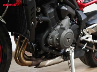 TRIUMPH STREET TRIPLE 765 R