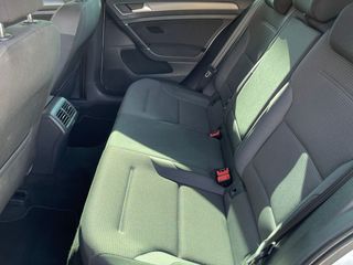 Volkswagen Golf Advance