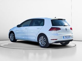 Volkswagen Golf Advance