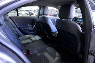 Mercedes CLA MERCEDES-BENZ   200 D DCT