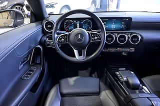 Mercedes CLA MERCEDES-BENZ   200 D DCT