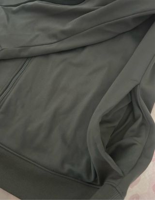 Chándal Under Armour gris