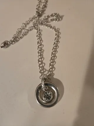 Colgante Zamac con circonita