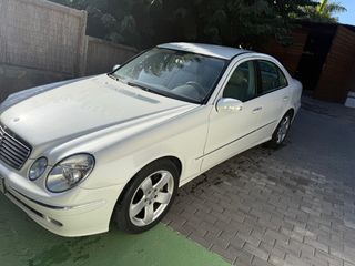 Mercedes-Benz Clase E 2004