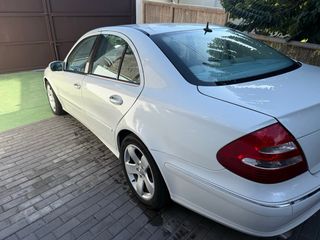 Mercedes-Benz Clase E 2004