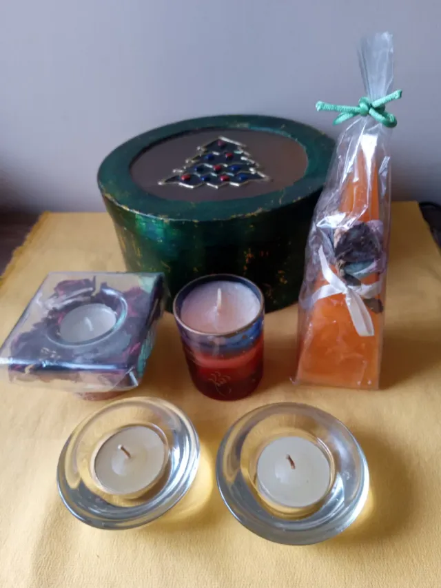 Portacandele e scatola decorativa