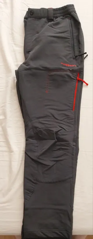 Pantalón Trekking Gris y Rojo