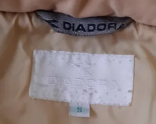 Tre Giubbotti donna cappucci staccabili