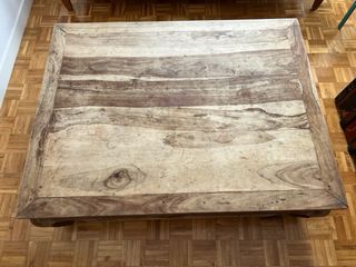 Mesa de centro de madera de teca
