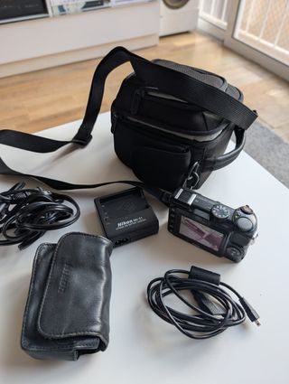 Nikon Coolpix P5100 - Para piezas o reparación