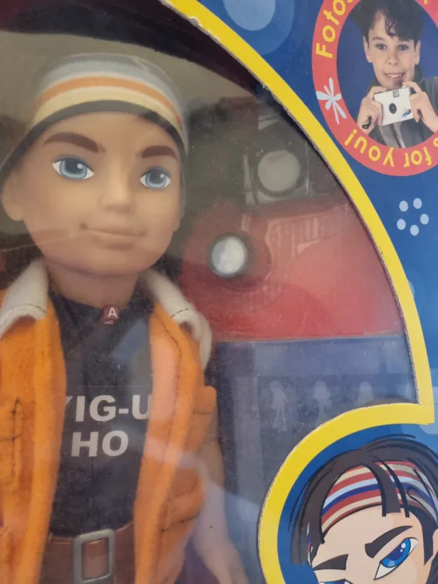 Muñeco Alex Boys Tops Famosa con cámara