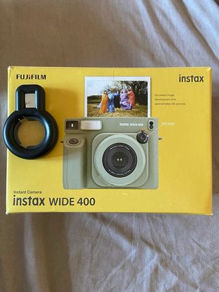 Cámara Instax Wide 400 + complementos + cartuchos