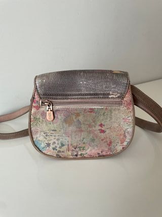 Bolso de mujer marrón y multicolor