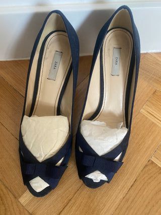 Zapatos de tacón Zara azules