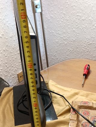 Televisor 22 ́ ́ Full HD