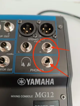 Mezclador Yamaha MG12 W8Y2532