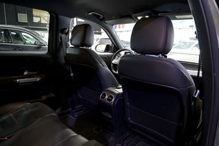 Mercedes EQB MERCEDES-BENZ   300 4MATIC