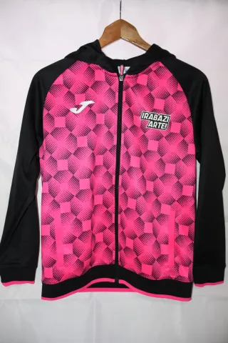 Sudadera Irabazi Arte talla para niña de 10 años.