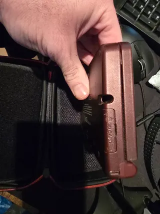 Nintendo DSi XL Roja