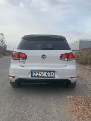 Volkswagen Golf 6 GTI 2009 210cv DSG 6 vel