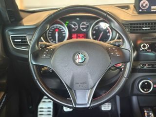 Alfa Romeo Giulietta 1.7 TBI 235cv Quadrifoglio Verde