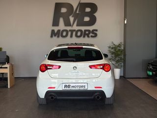Alfa Romeo Giulietta 1.7 TBI 235cv Quadrifoglio Verde