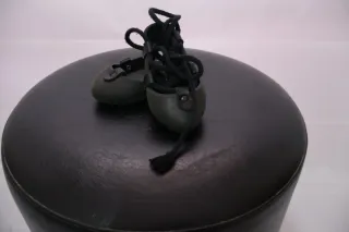 Alpargatas negras con cordones