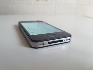 Apple IPhone 4S negro