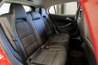 Mercedes GLA MERCEDES-BENZ  GLA 200 d Urban