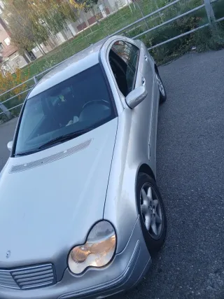 Mercedes-Benz Clase C 2002