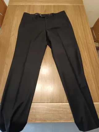 Traje de hombre negro