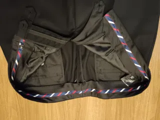 Traje de hombre negro