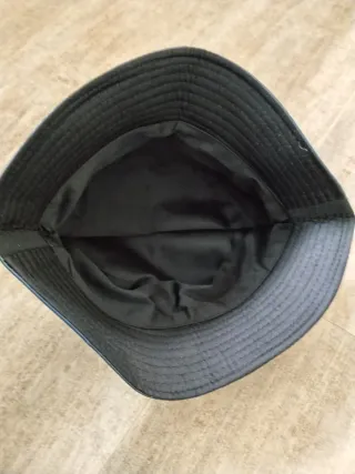 Gorro impermeable azul brillante