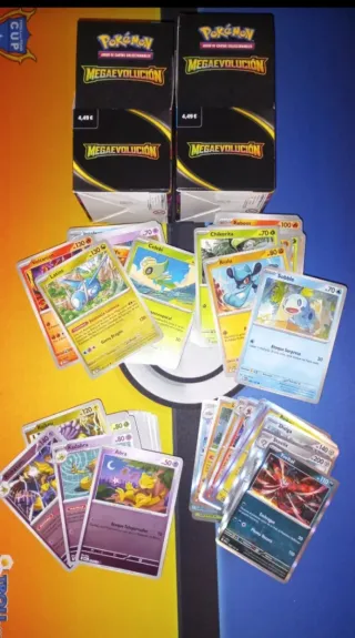 Lote 350 cartas Pokémon Megaevolución