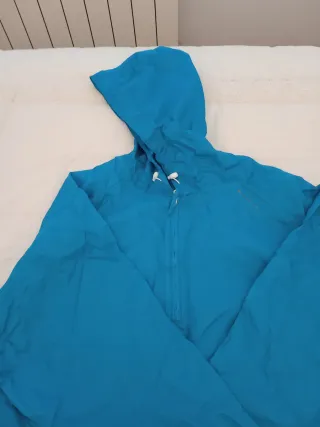 Chubasquero Decathlon Talla L Azul