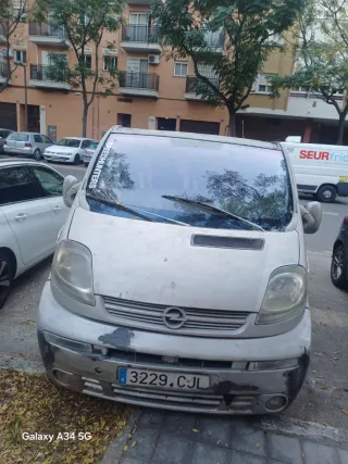 Opel Vivaro 2003