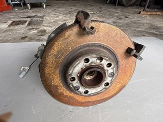 Mangueta Izquierda delantera Berlingo 9825606680