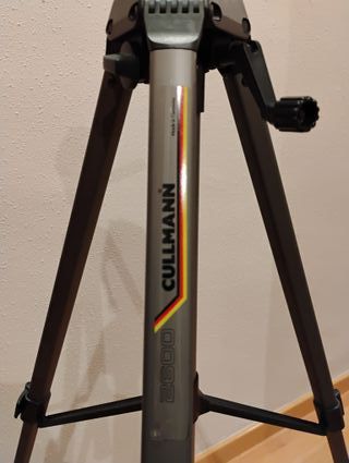 Trípode fotografia y video.