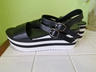 Sandali Prima Donna nuovi, n 37