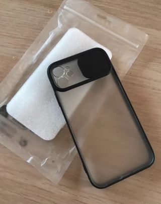 Confezione da 4 custodie per iPhone 11